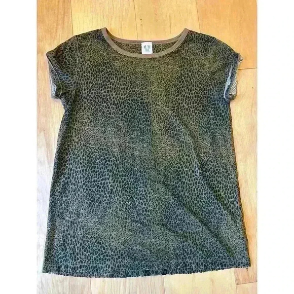 Free People Leopard Short Sleeve Shirt size XS - Picture 1 of 6